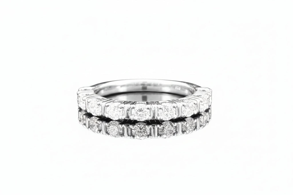 Impimo 0.9 CT Lab-Grown Diamond Round Cut Ring