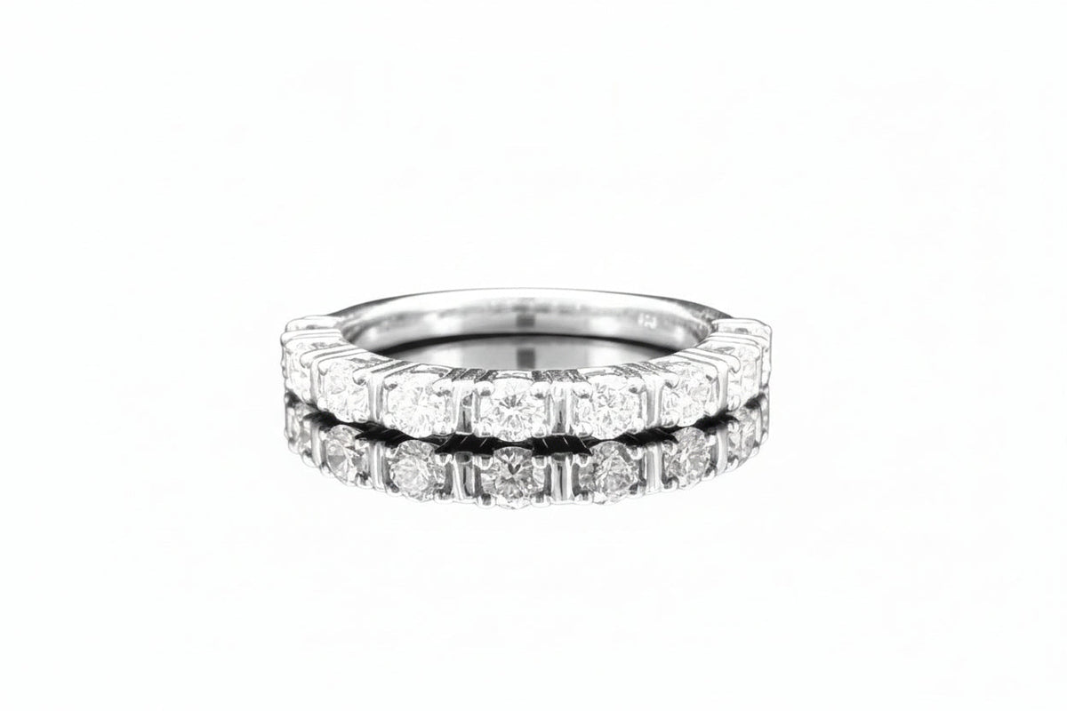 Impimo 0.9 CT Lab-Grown Diamond Round Cut Ring