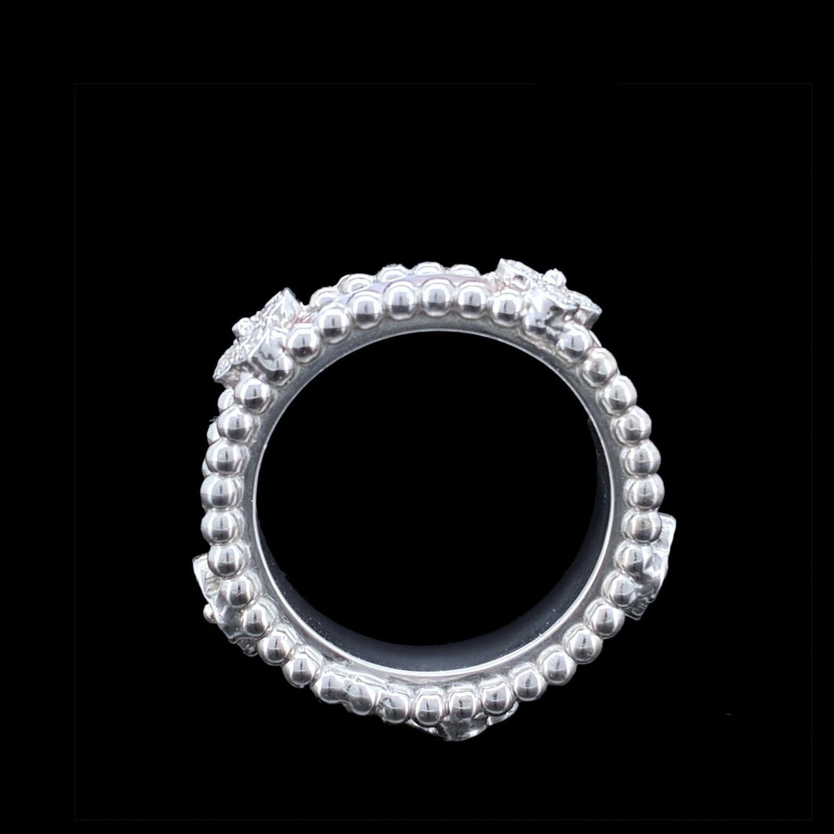 Impimo natural mother of pearl and moissanite vintage bead ring – alternate view