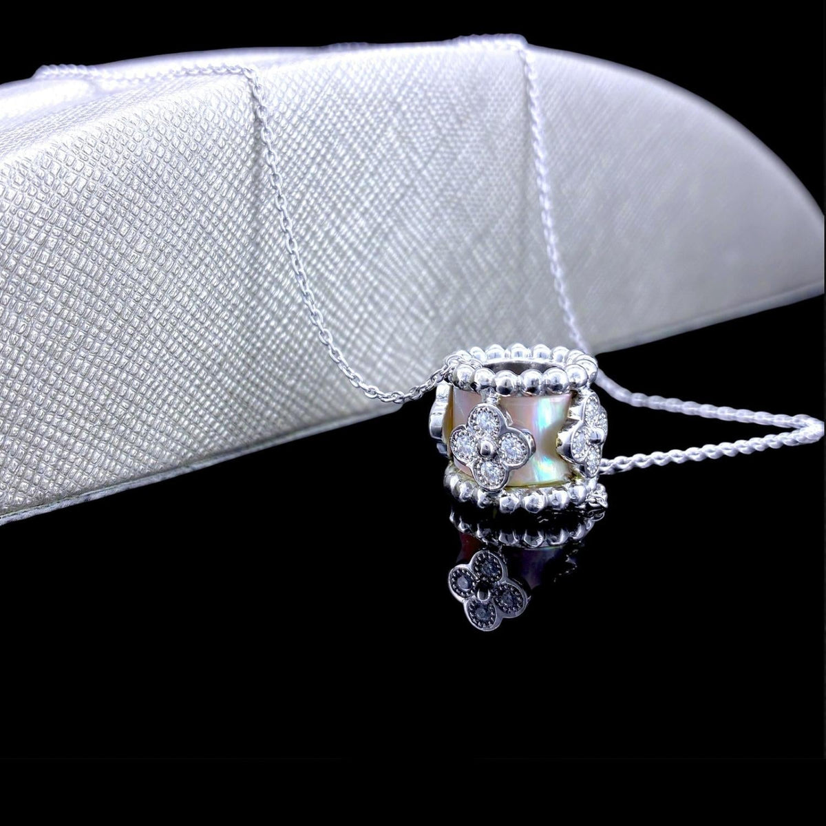 Impimo pink mother of pearl and moissanite flower motif slider pendant – alternate view