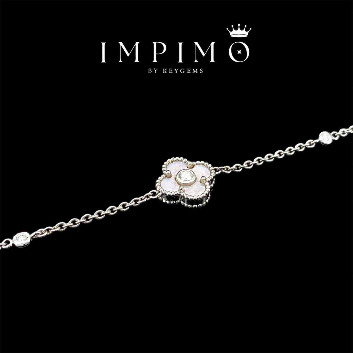 Impimo pink mother of pearl and moissanite four-leaf clover bracelet – alternate view