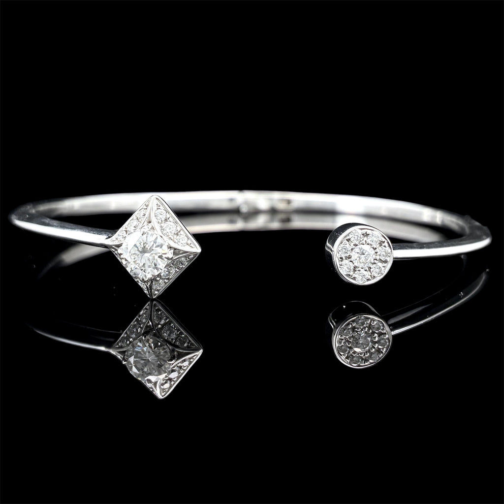 Impimo moissanite round centre bracelet - front view of the band with the round centre stone and the set stones running around it.