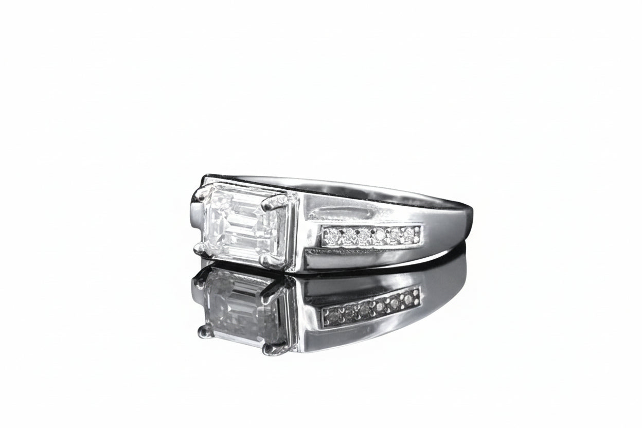 Impimo 1/2 CT Moissanite Round Cut Ring