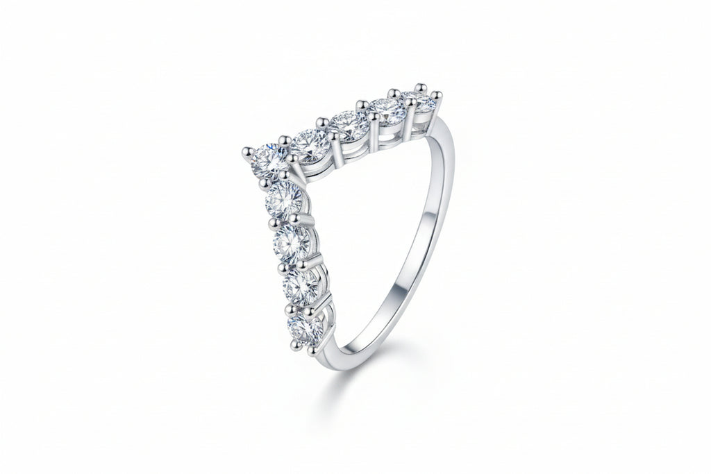 Impimo 0.9 CT (Total) Moissanite Round Cut Ring