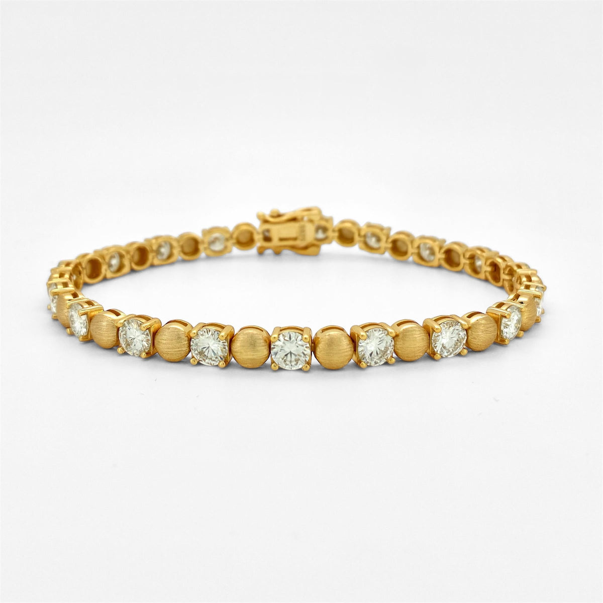 Impimo 8 CT (0.5 CT) Moissanite Round Cut Bracelet