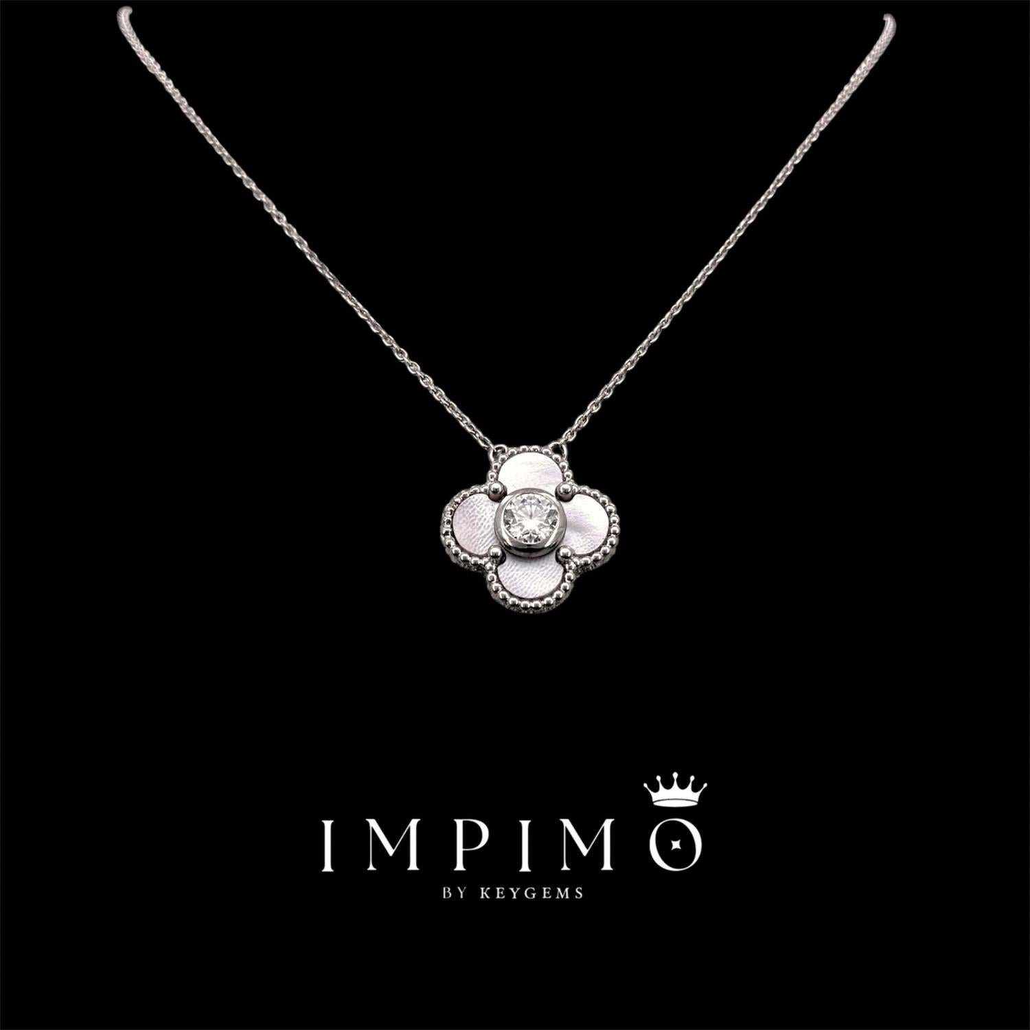 Impimo pink mother of pearl and moissanite four-leaf clover pendant