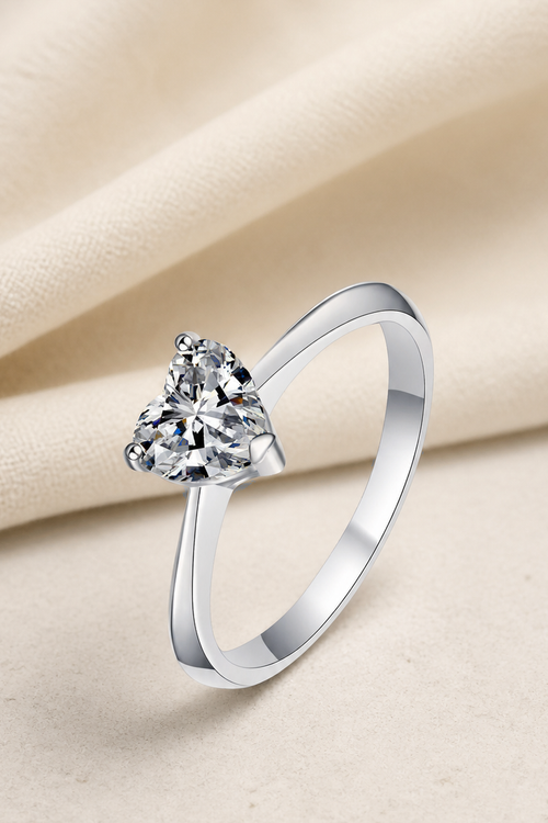 Impimo 0.5/1/2 CT Moissanite Heart Cut Ring - 925 Sterling Silver with 18K White Gold Plating | close-up detail of the setting