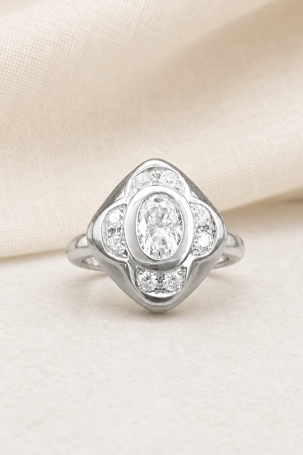 Impimo 1.33 CT Moissanite Vintage Ring - 925 Sterling Silver 18K White Gold | close-up detail of the setting