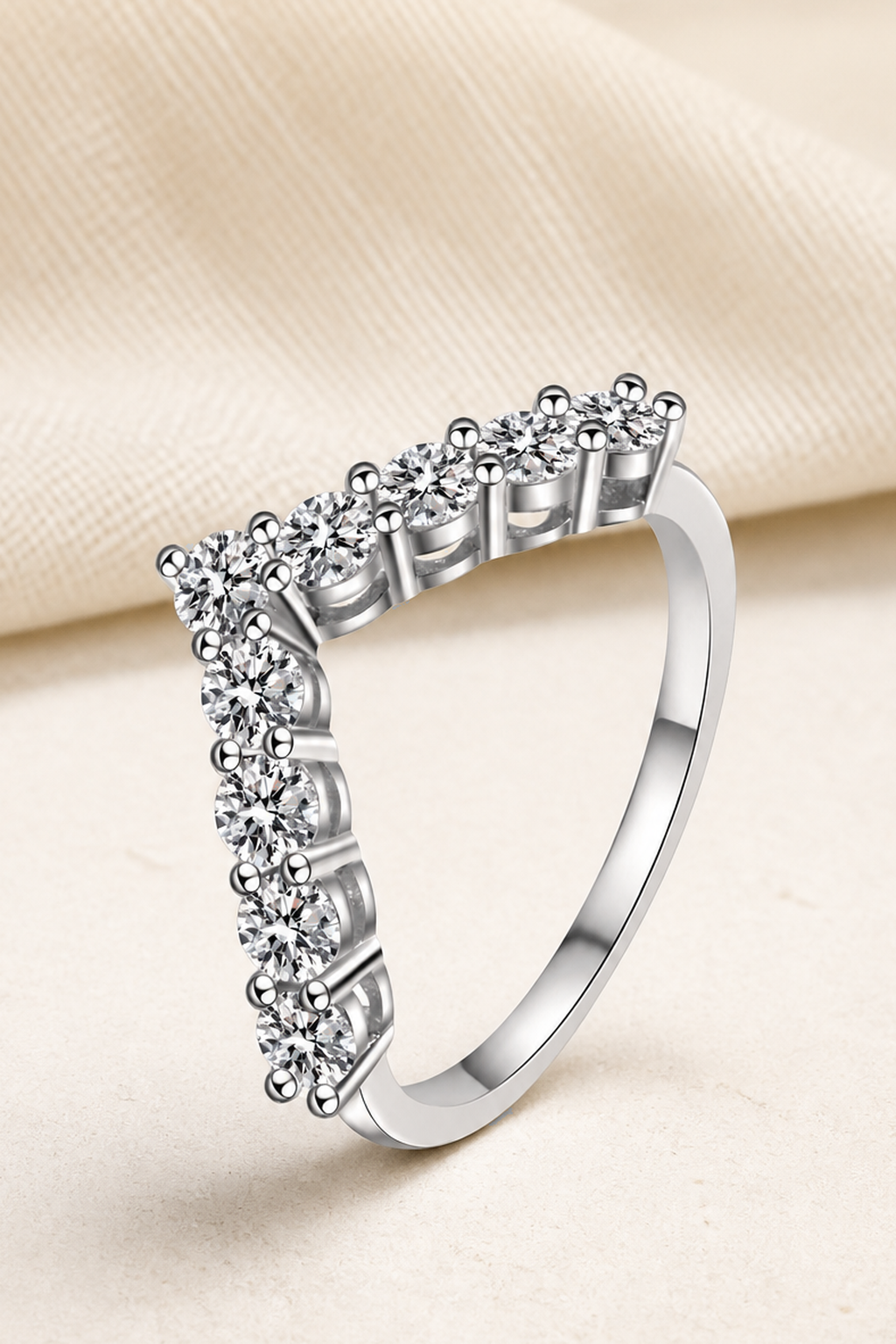 Impimo 0.9 CT (Total) Moissanite Round Cut Ring - 925 Sterling Silver with 18K White Gold Plating | close-up detail of the setting