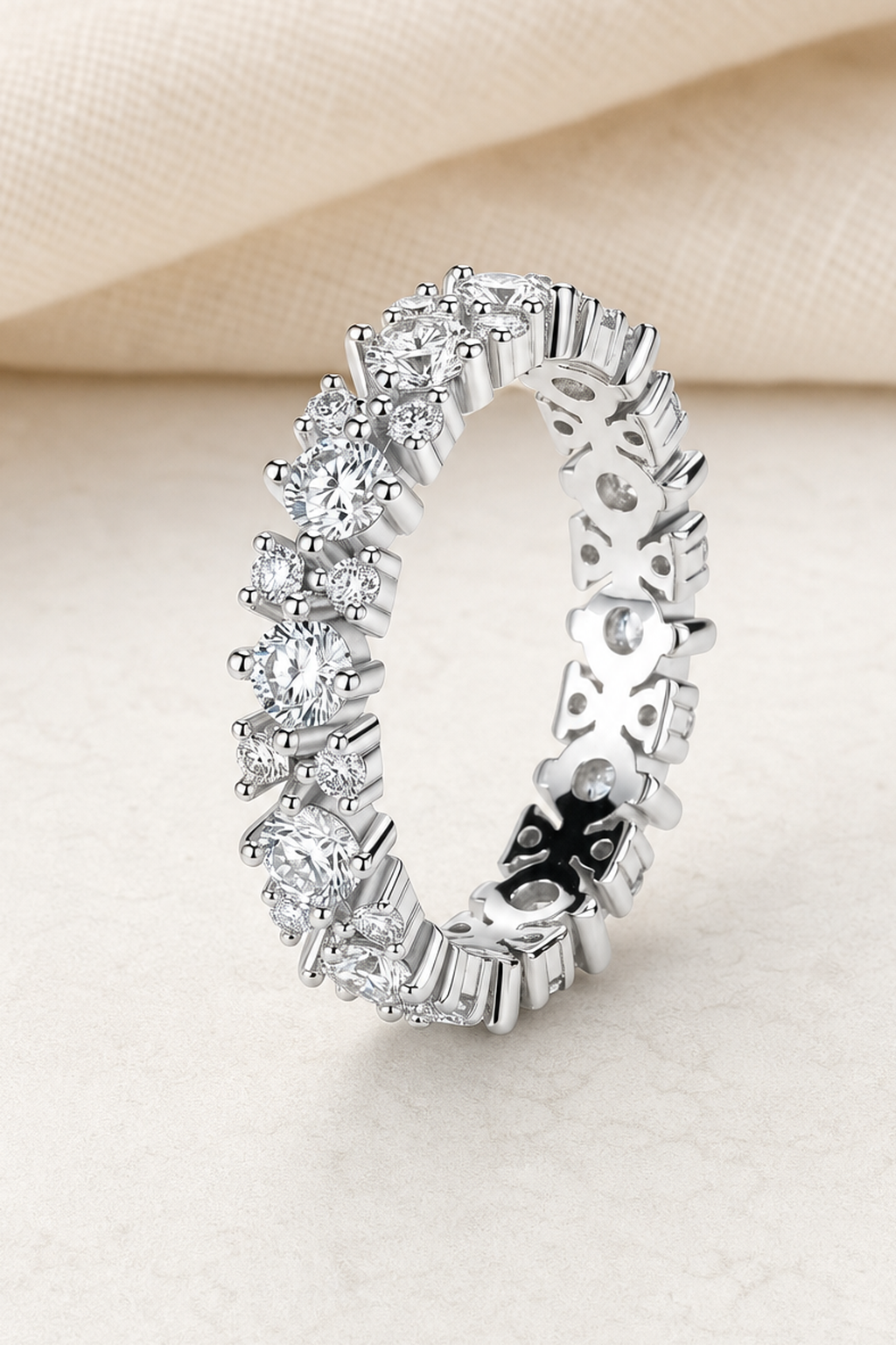 Impimo 1.6 CT Moissanite Round Cut Ring - 925 Sterling Silver with 18K White Gold Plating | close-up detail of the setting